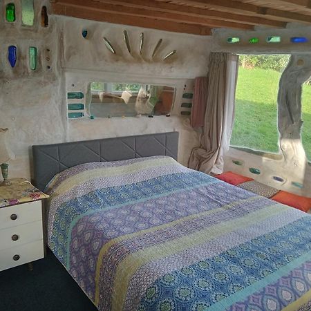 Hotel The Mud House Raglan Esterno foto